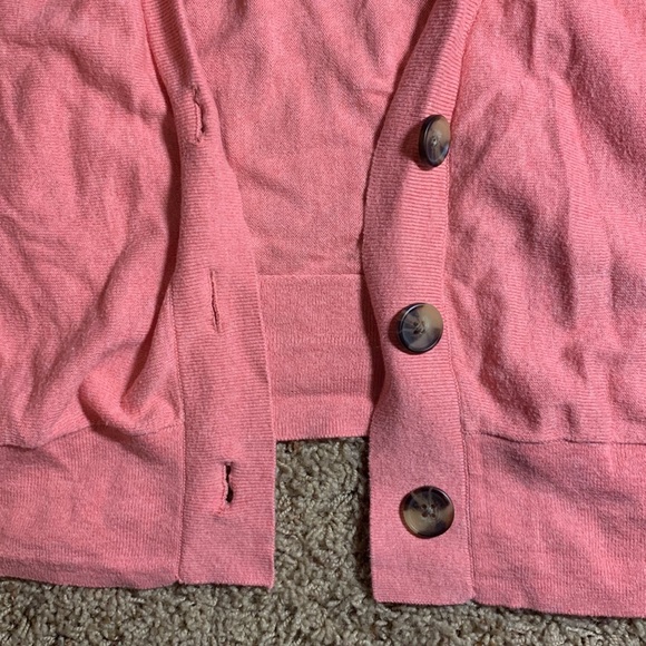 American Eagle women’s cardigan, size Medium, coral - Picture 3 of 3